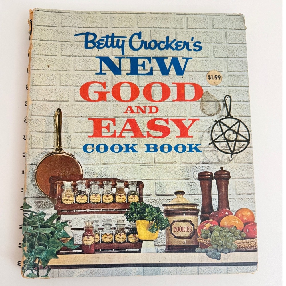 Betty Crocker's New Good and Easy Cook Book Vintage Spiral Bound 1962 Edition
